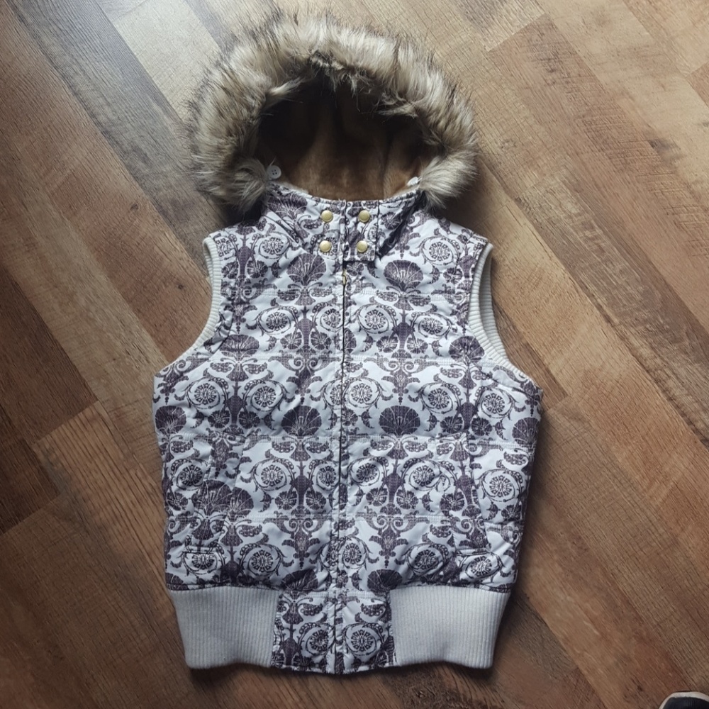 Puffy Vest SO WARM